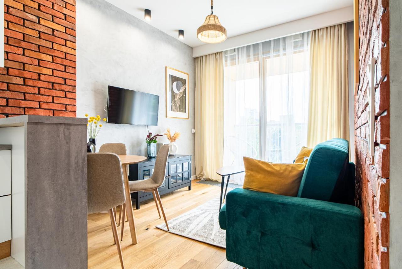 Apartamentysnu, Wola Premium II Z Parkingiem Warsaw Exterior photo